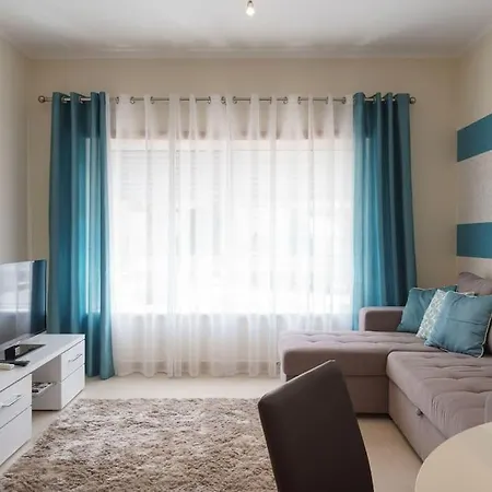 New !! One Bedroom - Banda Musical Blue דירה