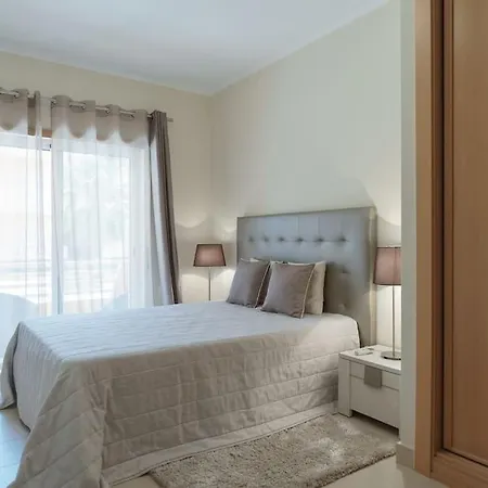 New !! One Bedroom - Banda Musical Blue דירה